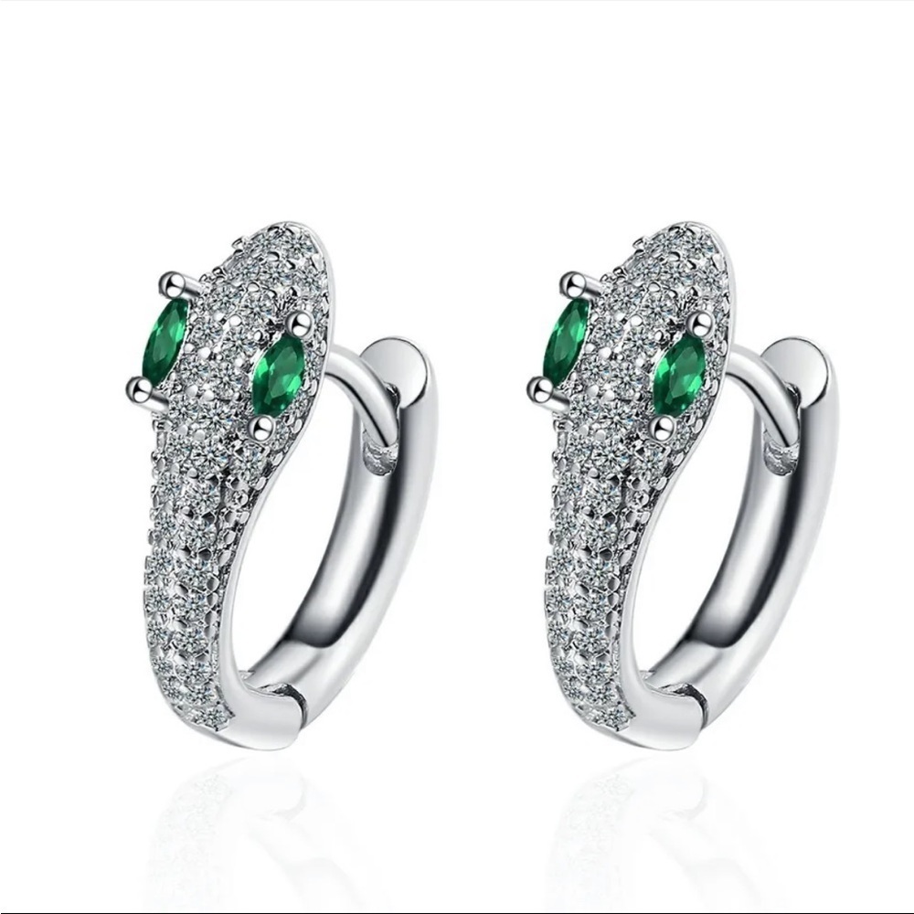 ⭐️new Green Eye Sterling Silver Snake Earrings - Picture 2 of 6